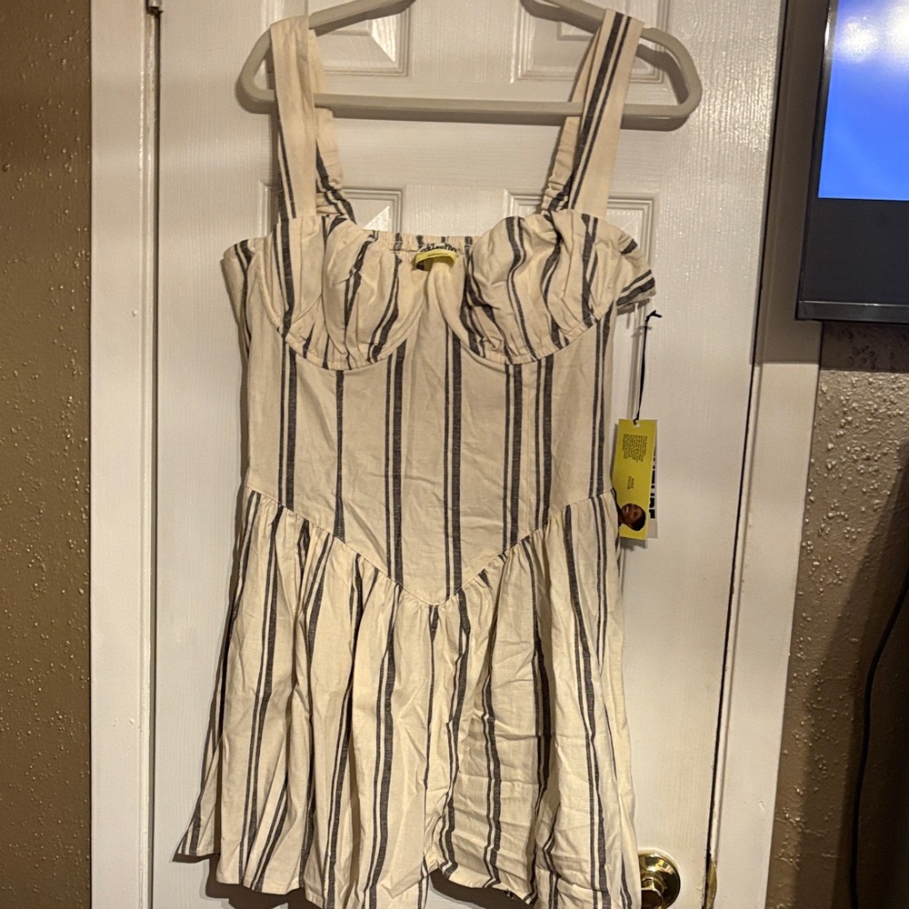 Black and White Ruched Sweetheart Sundress